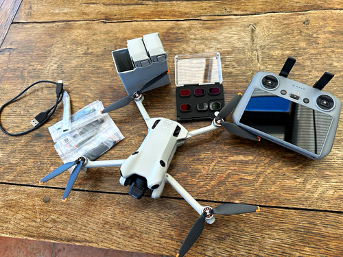 Dji mini 4pro - 4pro, with